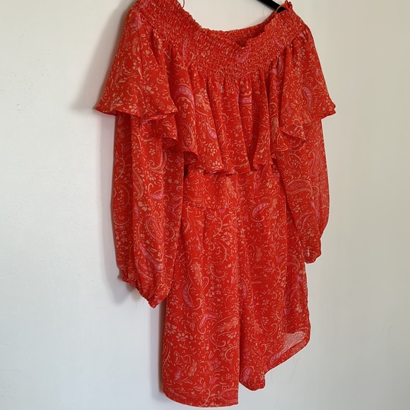 1.State Orange Paisley Off Shoulder Romper NWT - Picture 4 of 8